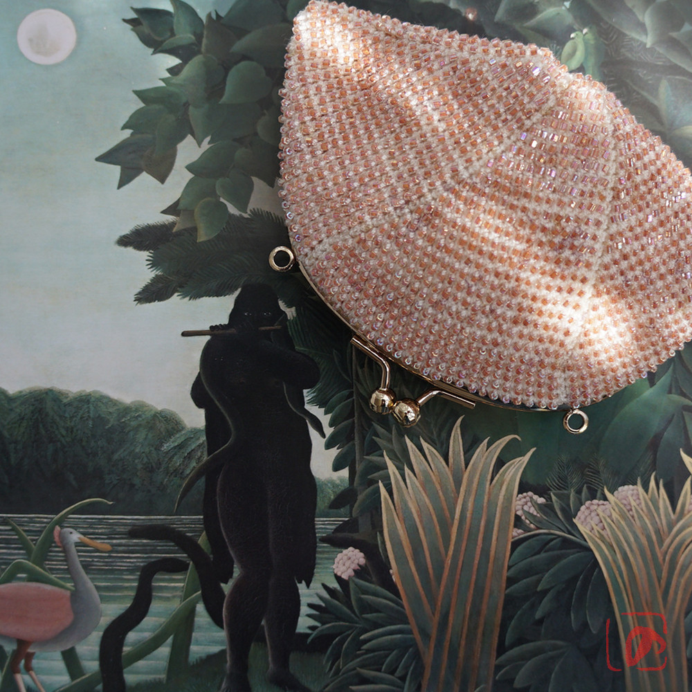 ばあば作 ✧ シードビーズの大きめがま口（rousseau・2001）