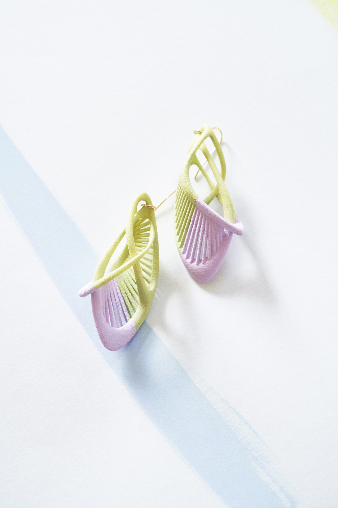 【2025SS限定カラー】Tane stripped Earrings Blue タネストライプピアス