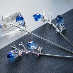 硝子木蓮の髪飾り（白オパール・赤紫、その他） 3枚目の画像