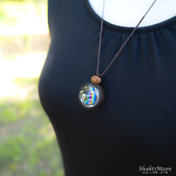 レア・希少！超スペシャル！虹色の地球！アイリスクォーツと6面チクナルドラクシャのお守りネックレス44 10枚目の画像