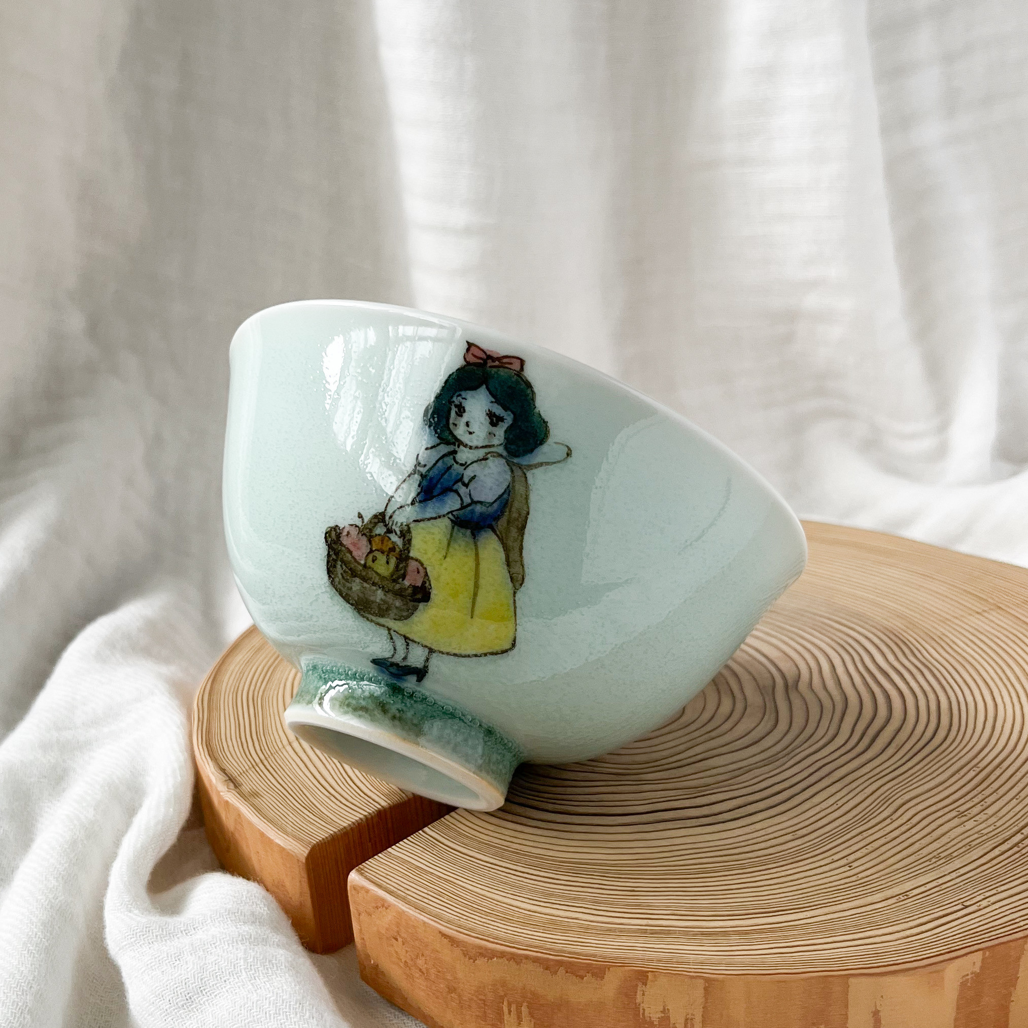 チコロット❤️Mサイズ❤️飯椀❤️すべて手描き❤️染付け❤️ご飯茶碗❤️お雑煮やぜんざいに❤️白雪姫❤️可愛い