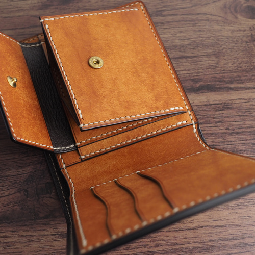 バーガンディ 本革 二つ折り財布 — イタリアンレザーマルゴー 財布の百貨店公式】イタリア産 本革 マルゴーフォグ ラウンド型 二