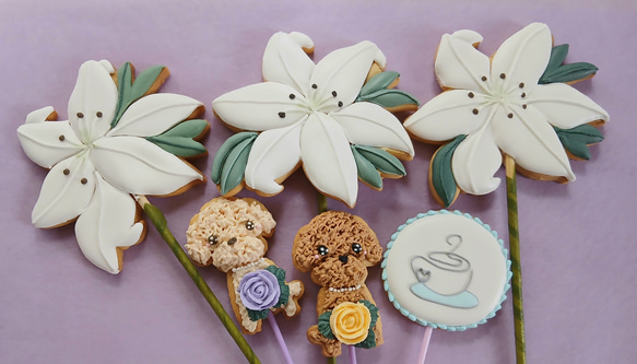 『Creema限定新作』お好きなデザインで！カサブランカの花束風のアイシングクッキー※白砂糖不使用身体に優しい 5枚目の画像