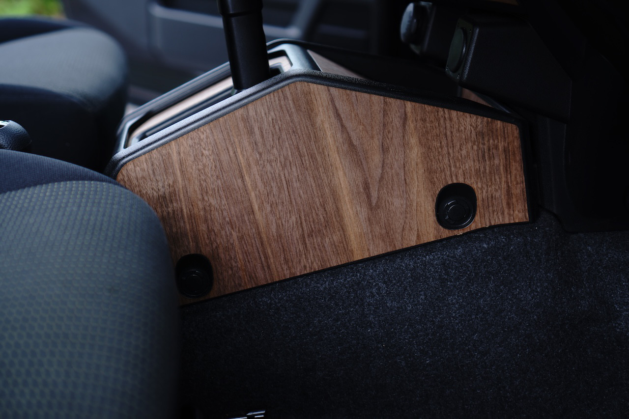 ジムニー JB64 JB74 リアルウッド ウォールナットシール フロントコンソール側面 天然木 インパネ 木目