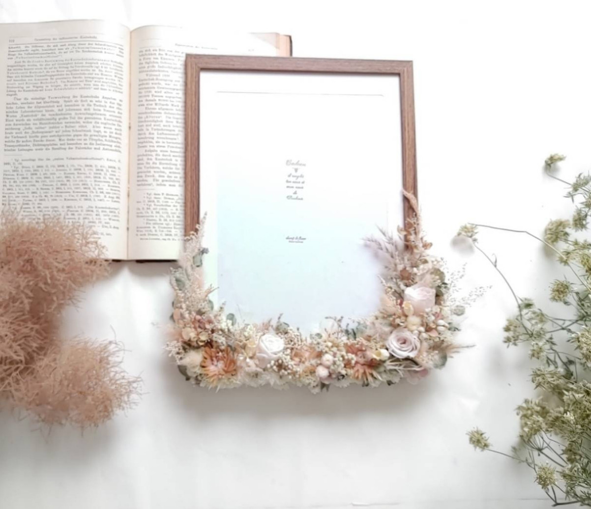 【A4サイズ】ドライフラワーのフォトフレーム ウェルカムボード ウェディング 結婚式 結婚祝い 贈呈花 ご両親 受付花