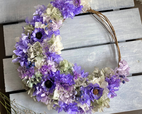 三日月リース　pjg 三日月リース】 Crescent Wreath 通販｜プリザーブドフラワー専門店