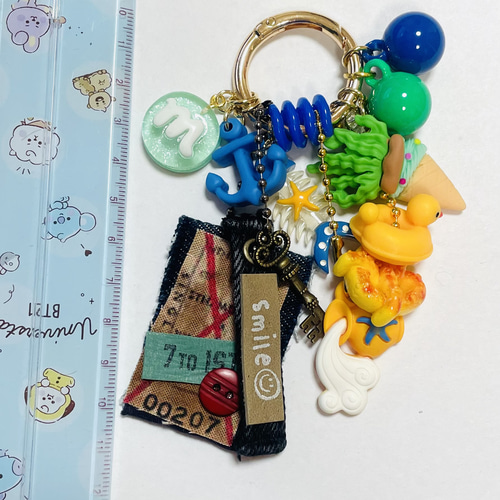 じゃらじゃらキーホルダー バッグチャーム ブルー アヒル アイス