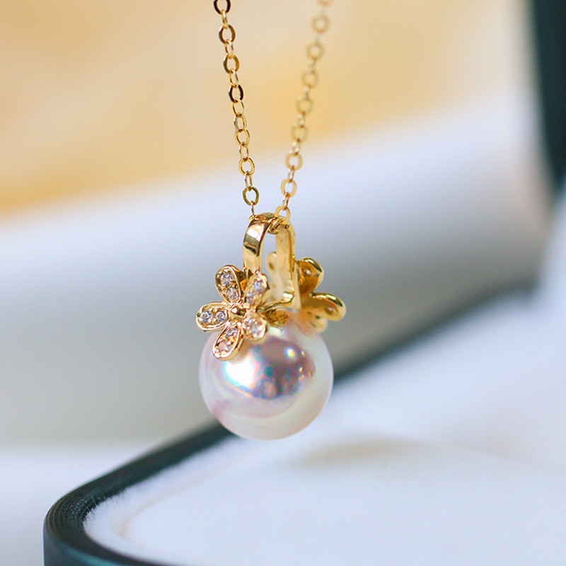 【La Corser】日本製 8-9.5mm アコヤ真珠 天然海水真珠 ペンダントネックレス 18Kゴールド 象嵌 鎖骨チェーン