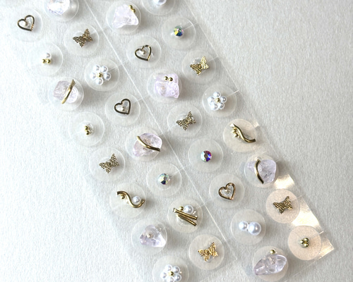 耳ツボジュエリー 耳ツボアクセサリー 透明 ピンク ゴールド クール