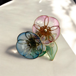 【ガラスビーズ・キュービックジルコニア使用】2色の朝顔と夏の小花の帯留 2枚目の画像