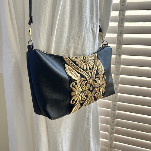 インド刺繍リボン ショルダーバッグ ショルダーバッグ BESIDE 通販