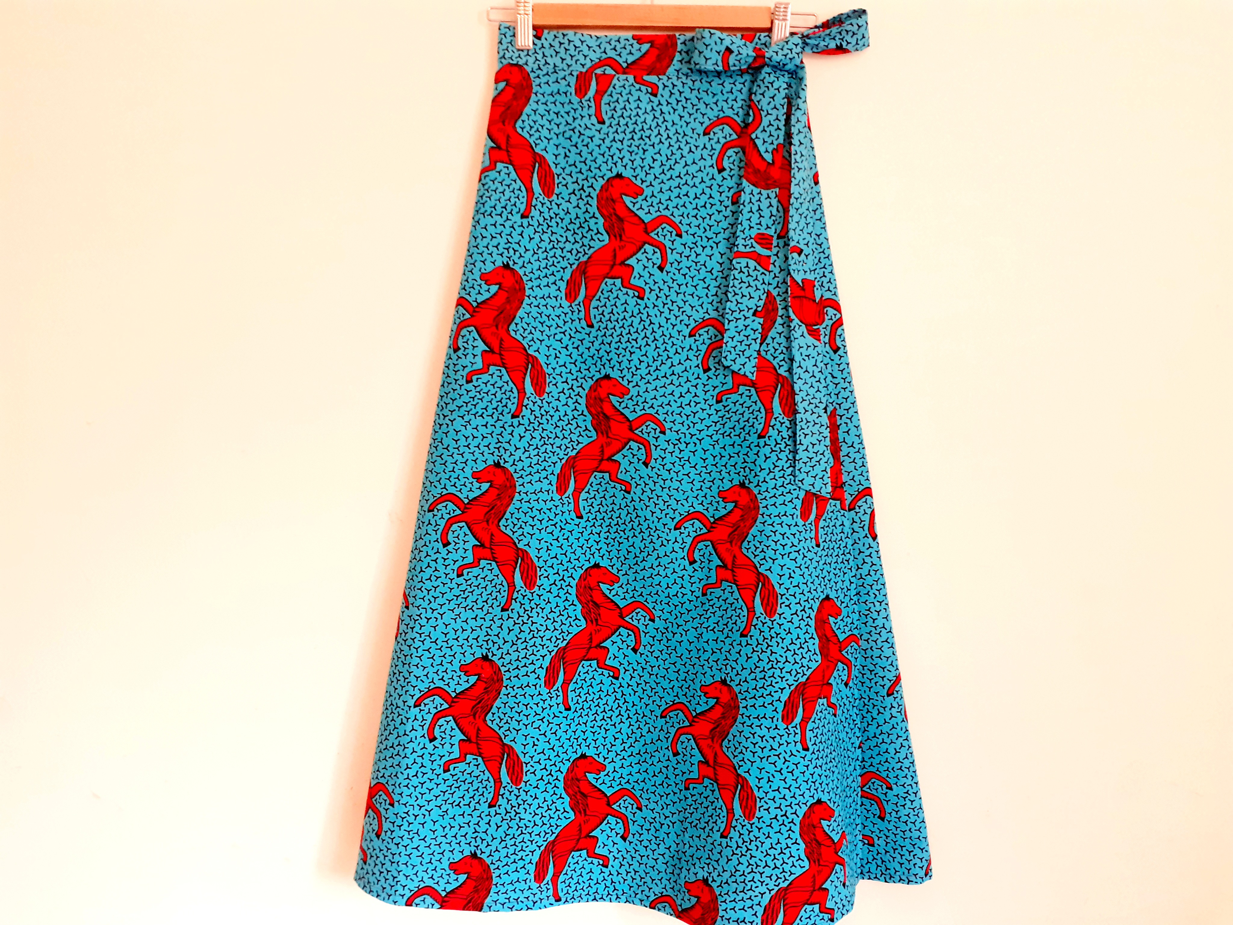 アフリカ布巻きスカート