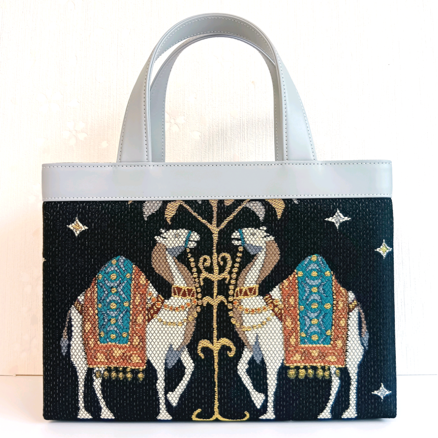 【一点もの】日本製　和装　大型　トートバッグ　正絹×牛革　ラクダ柄