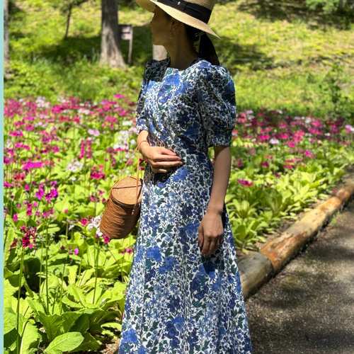 リバティ社生地使用 エドナ（ブルー） スクエアネック5分袖ワンピース