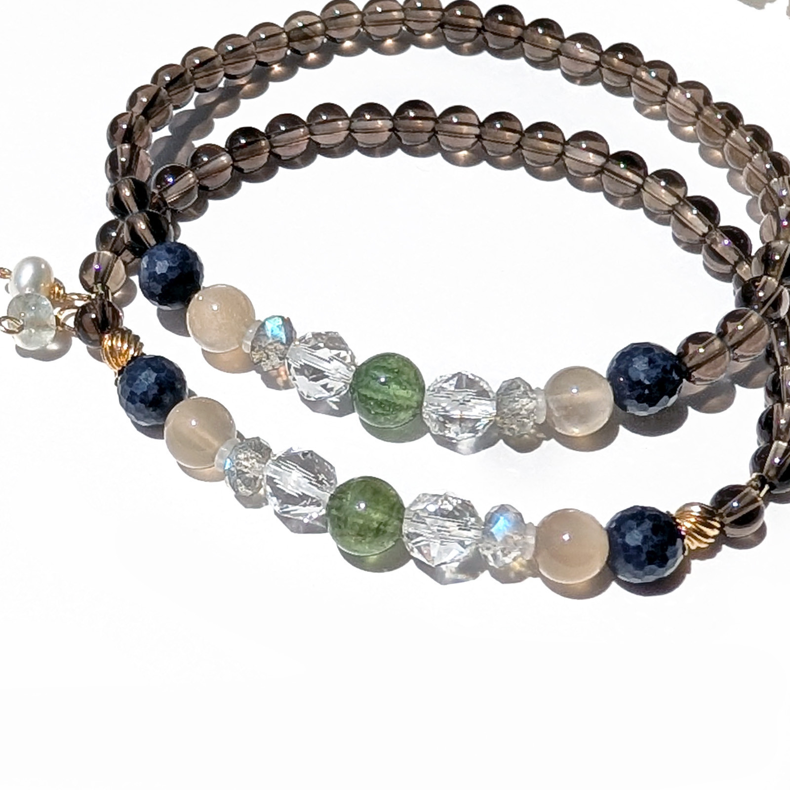 Bouquet／ノスタルジックブラウン グリーンアパタイト×サファイア×スモーキークォーツ　ブーケブレスレット 4,409円