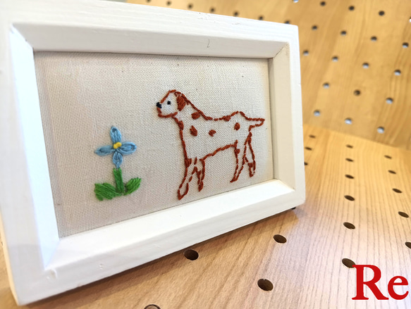 ダルメシアンと花　刺繍フレーム 2枚目の画像