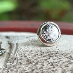 ムオニオナルスタ隕石（メテオライト）シルバータイタック・ピンズ◇Silver Tie Tac 6枚目の画像