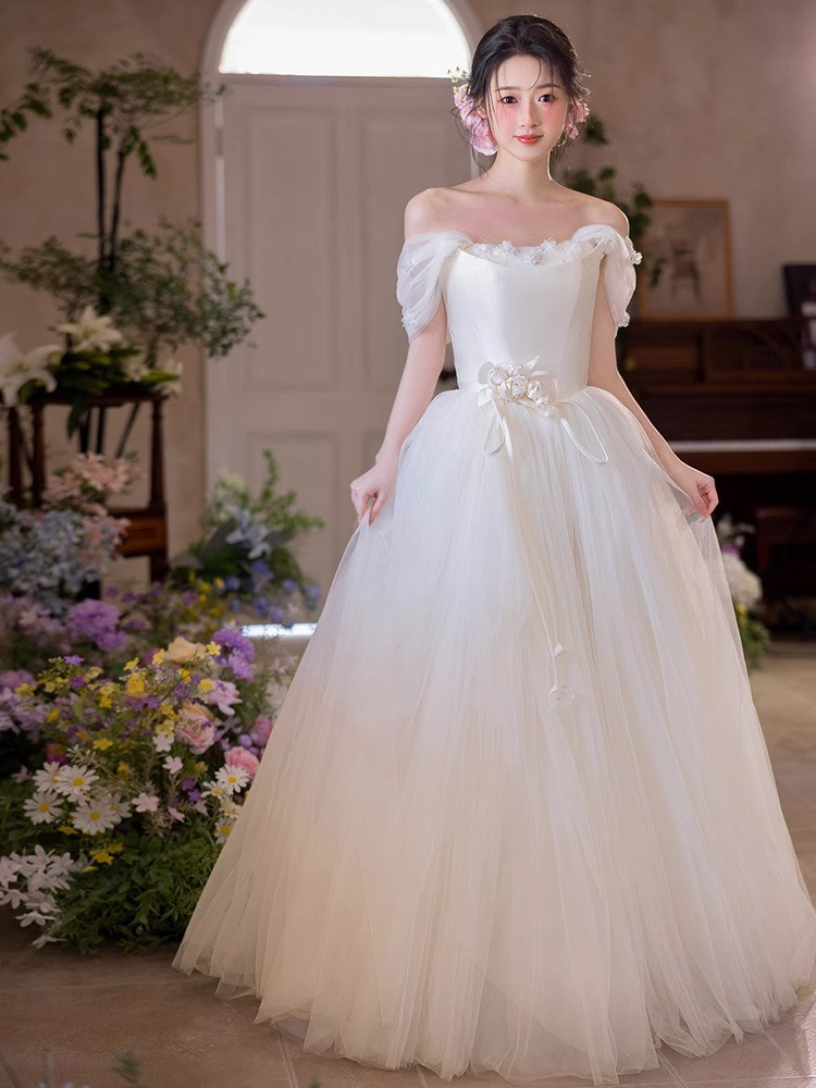 ドレス ウェディングドレス パーティー ロング プリンセス 白 サテン ふわふわ 上品 韓国風 前撮り 結婚式 お呼ばれ