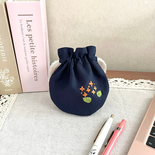お花の刺繍ポーチサシェ（匂い袋）＊無農薬金木犀と天然成分100％精油