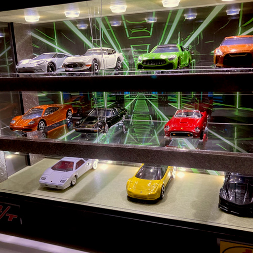 1/64展示21台可・サイバーパンク風・3層式ディスプレーBOX・LED照明10