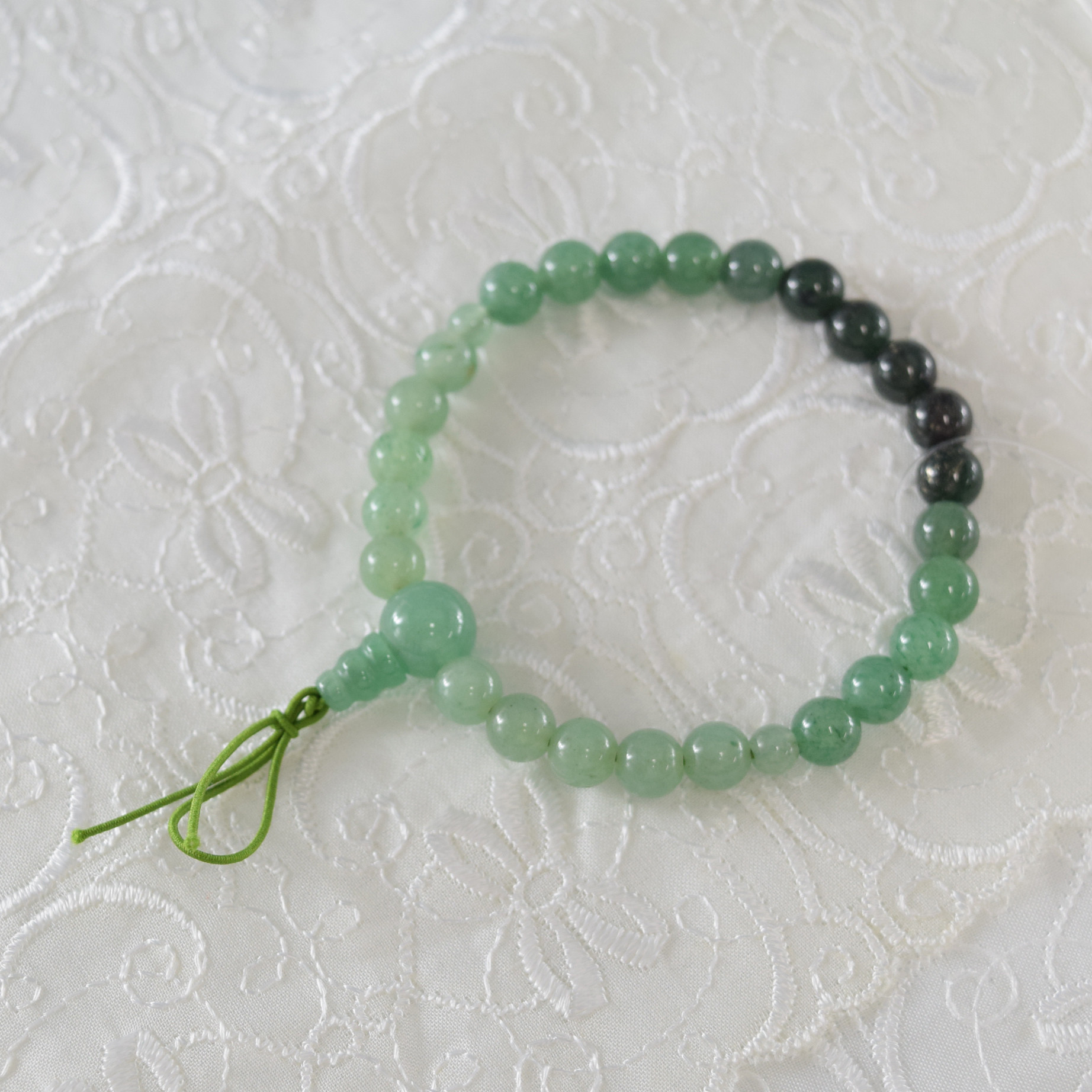 インド翡翠　グラデーション　腕輪　ブレスレット　数珠　天然石　京都　幸運　UDA3-B