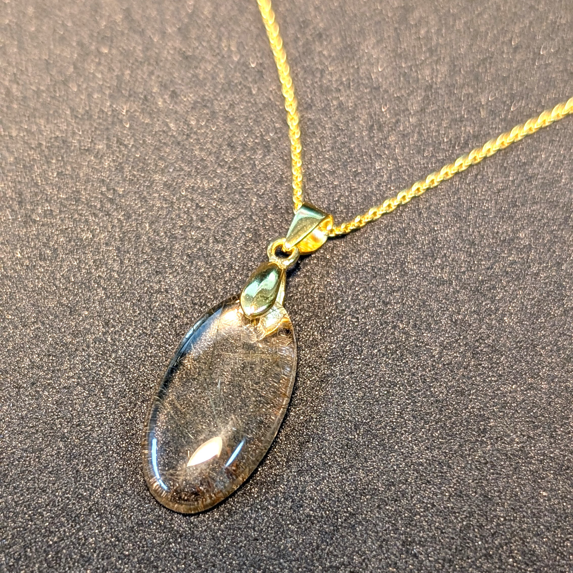 【クォーツに艶が最高】ゴールドルチルクォーツ ペンダント シルバー925 あずきチェーン付 贈り物 ギフト プレゼント