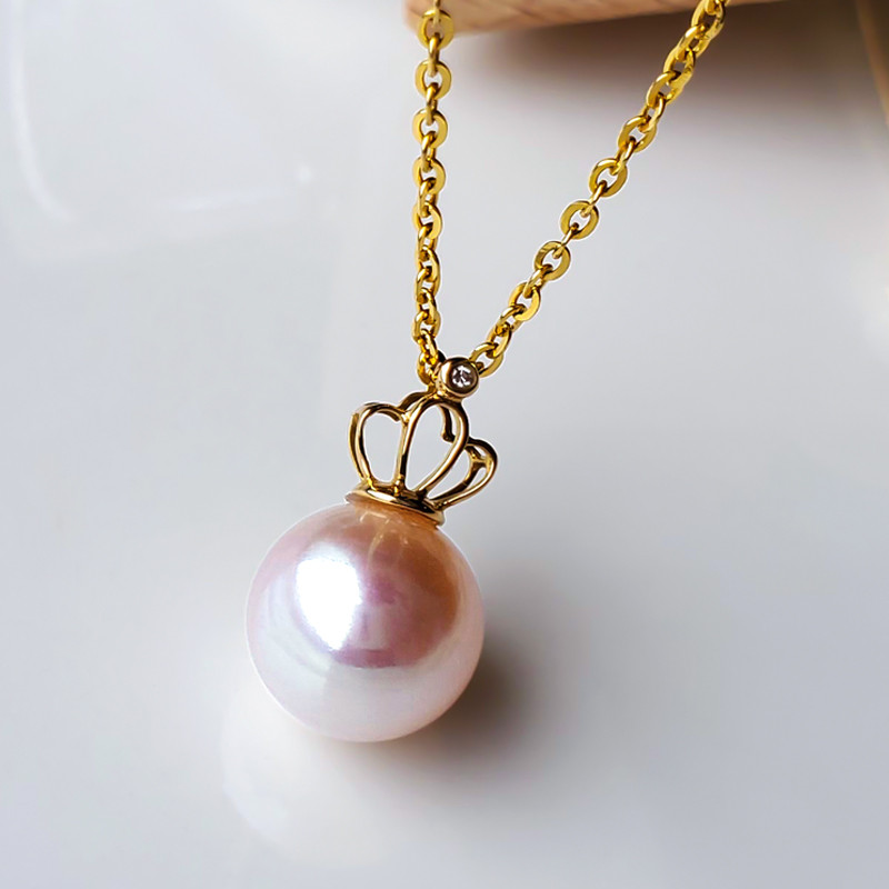 【La Corser】スモールクラウン 日本製 海水 7-9.5mm アコヤ真珠 18金 天然海水パール ペンダントネックレス 10,472円