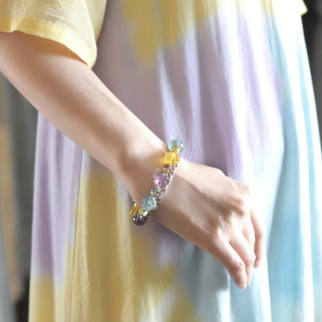 数量限定【残り5】薔薇の季節に　キャンディーカラー♪　フローライト　ローズ　お守り　ブレスレット