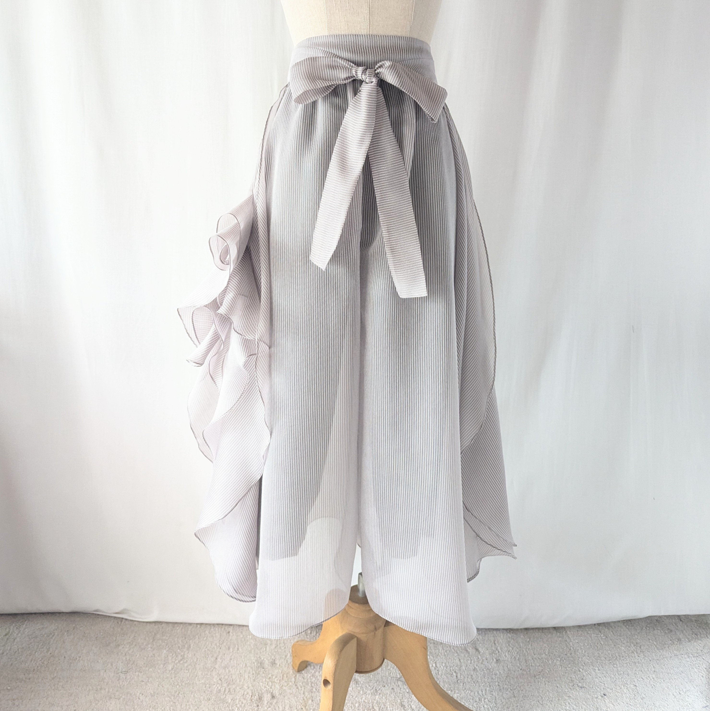 ストライプオ−ガンジ−の オブラートパンツ