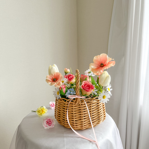 バスケットブーケ/ｷﾞﾌﾄ/ｳｴﾃｨﾝｸﾞﾌﾞｰｹ/両親贈呈品/ｶｺﾞﾌﾞｰｹ/造花ﾌﾞｰｹ