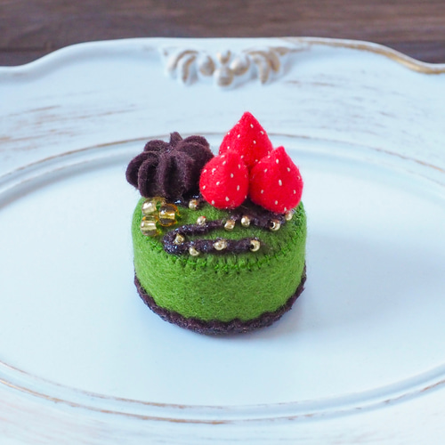 抹茶とチョコのケーキ フェルトケーキ フェルト雑貨 フェルトままごと