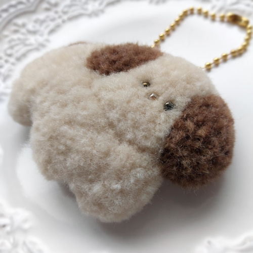 いぬのキーホルダー】ふわふわ 犬 イヌ パンチニードル フリーステッチ