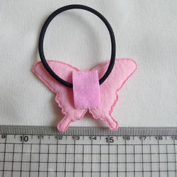 ピンクとレモンイエローのアゲハ蝶ヘアゴム 4枚目の画像