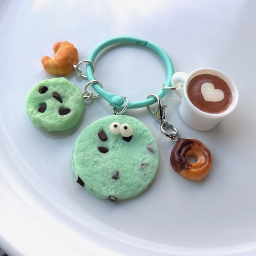 じゃらじゃらキーホルダー«No.979»グリーン 犬 お菓子 じゃらじゃらキーホルダー«No.979»グリーン 犬 お菓子 じゃらじゃら