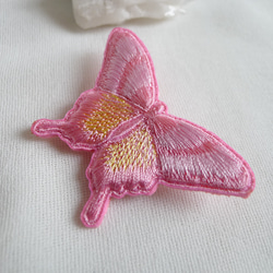 ピンクとレモンイエローアゲハ蝶ブローチ 6枚目の画像