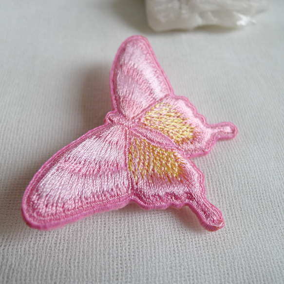 ピンクとレモンイエローアゲハ蝶ブローチ 5枚目の画像