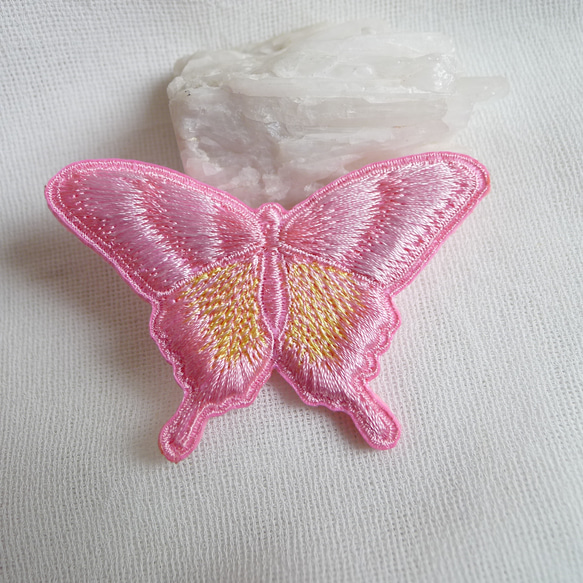ピンクとレモンイエローアゲハ蝶ブローチ 7枚目の画像
