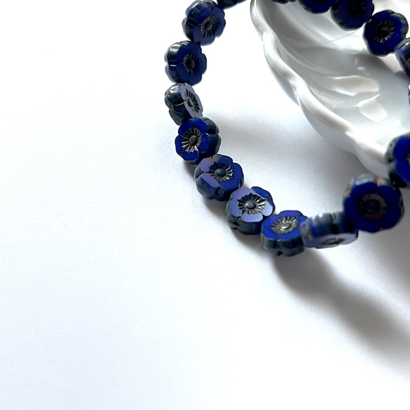 【4個】チェコガラスビーズ＊フラワー＊ブルー 1枚目の画像