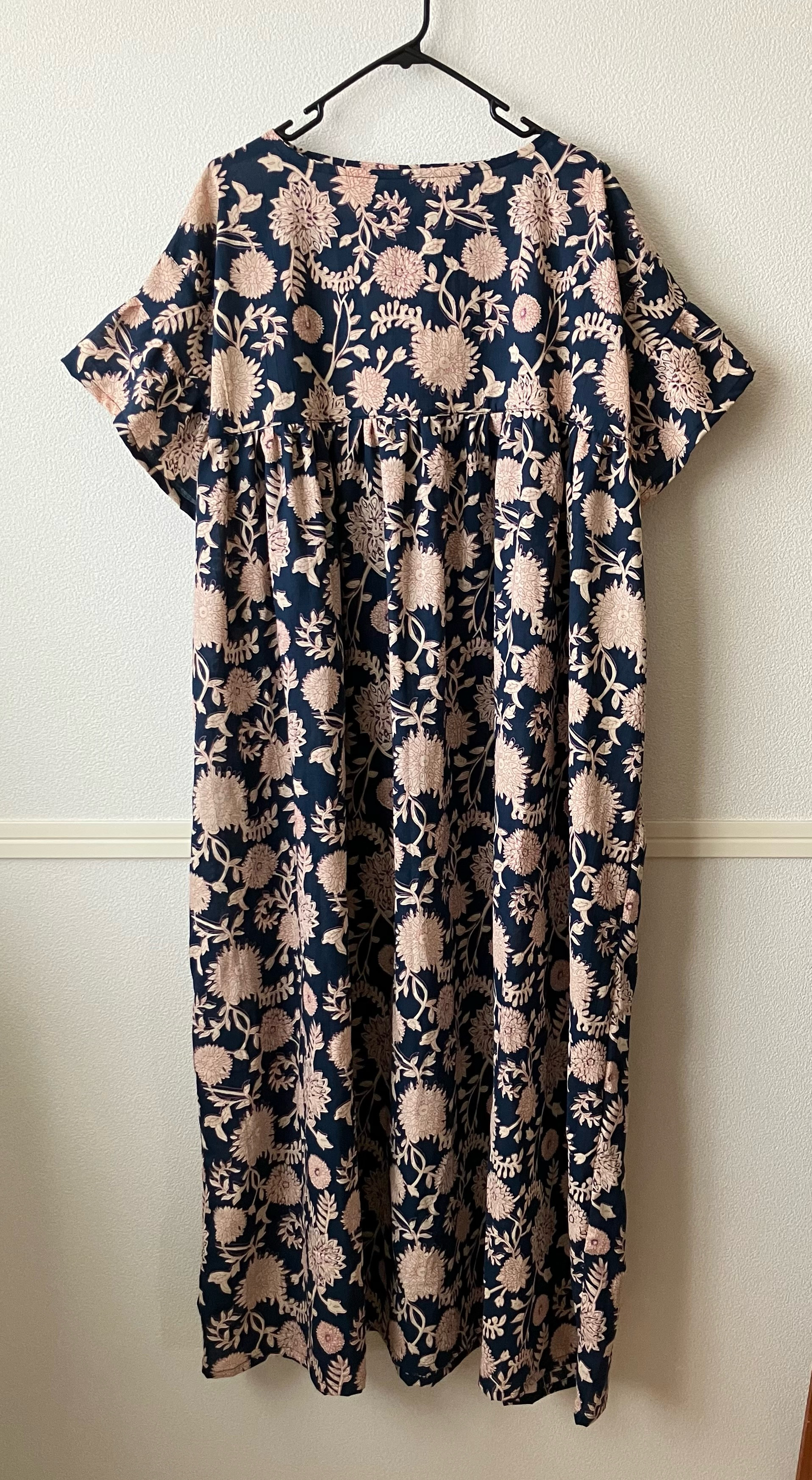 ハンドメイド半袖ワンピース