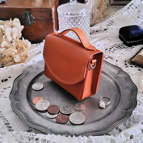 身軽に春のお出かけを】本革3wayミニポーチ｜ネック＆バッグ対応｜大人