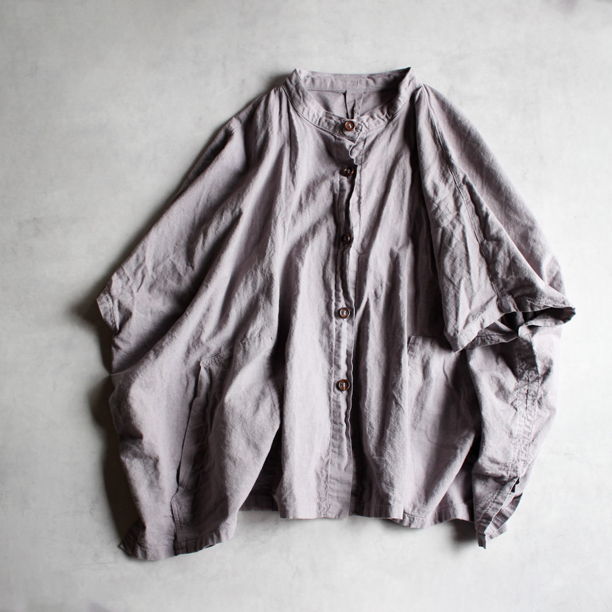 square pocket shirt｜淡藤色/ 五倍子染め半袖シャツ