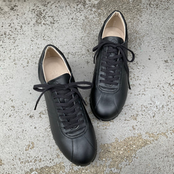 ブラックレザー ローカットシューズ クシェリ QUSHELI ベーシックレザースニーカー （ブラック