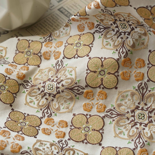 上品 刺繍生地 ベージュ花柄 ジャガード織り生地 ☆生地幅約145cm×長さ