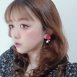 *小花のつぼみの耳飾り*(カラー変更可能) 4枚目の画像