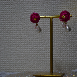 *小花のつぼみの耳飾り*(カラー変更可能) 6枚目の画像