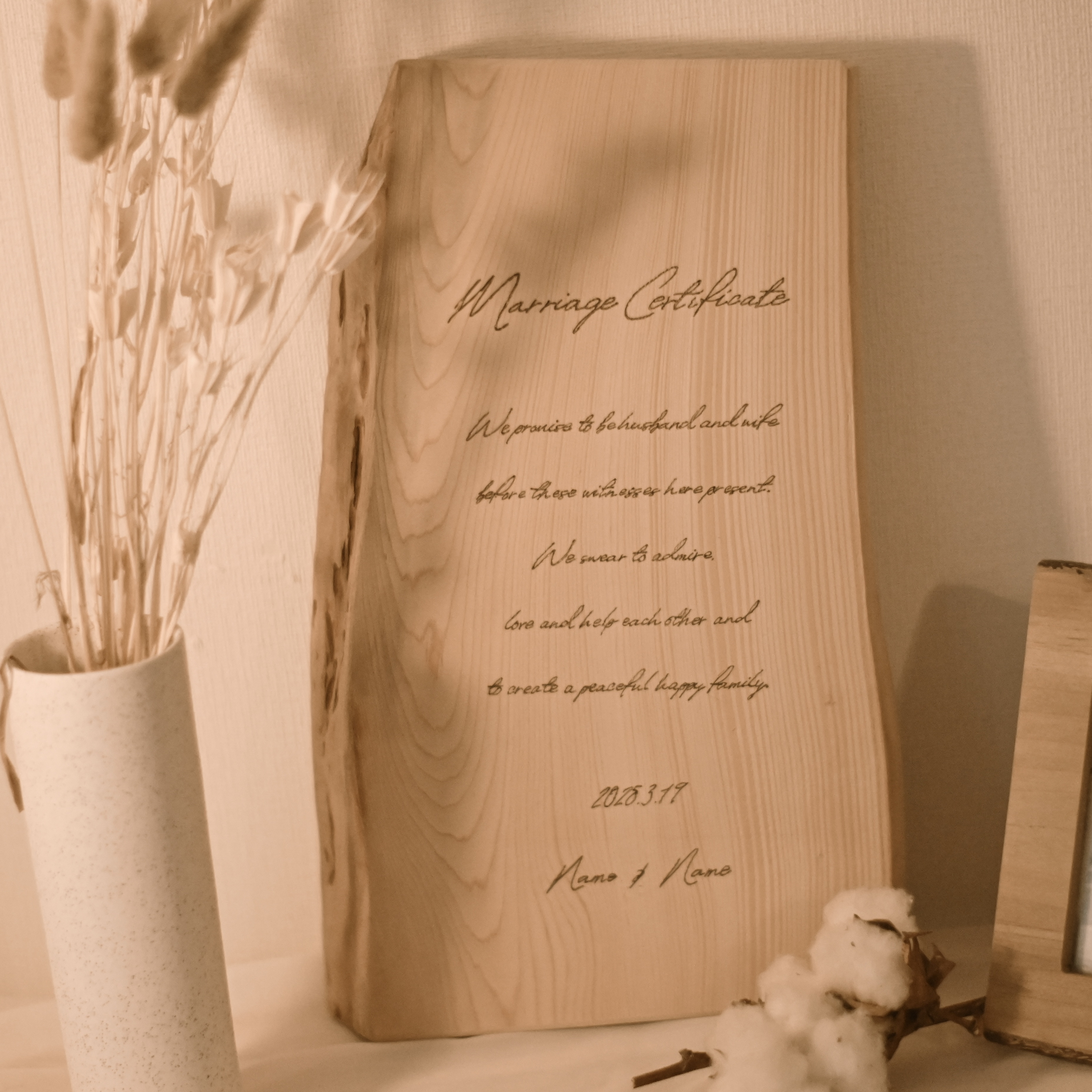 【結婚証明書】天然木で作るオーダーメイドの証明書