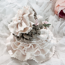 フリルドレスのお人形(オーダー作品) 5枚目の画像