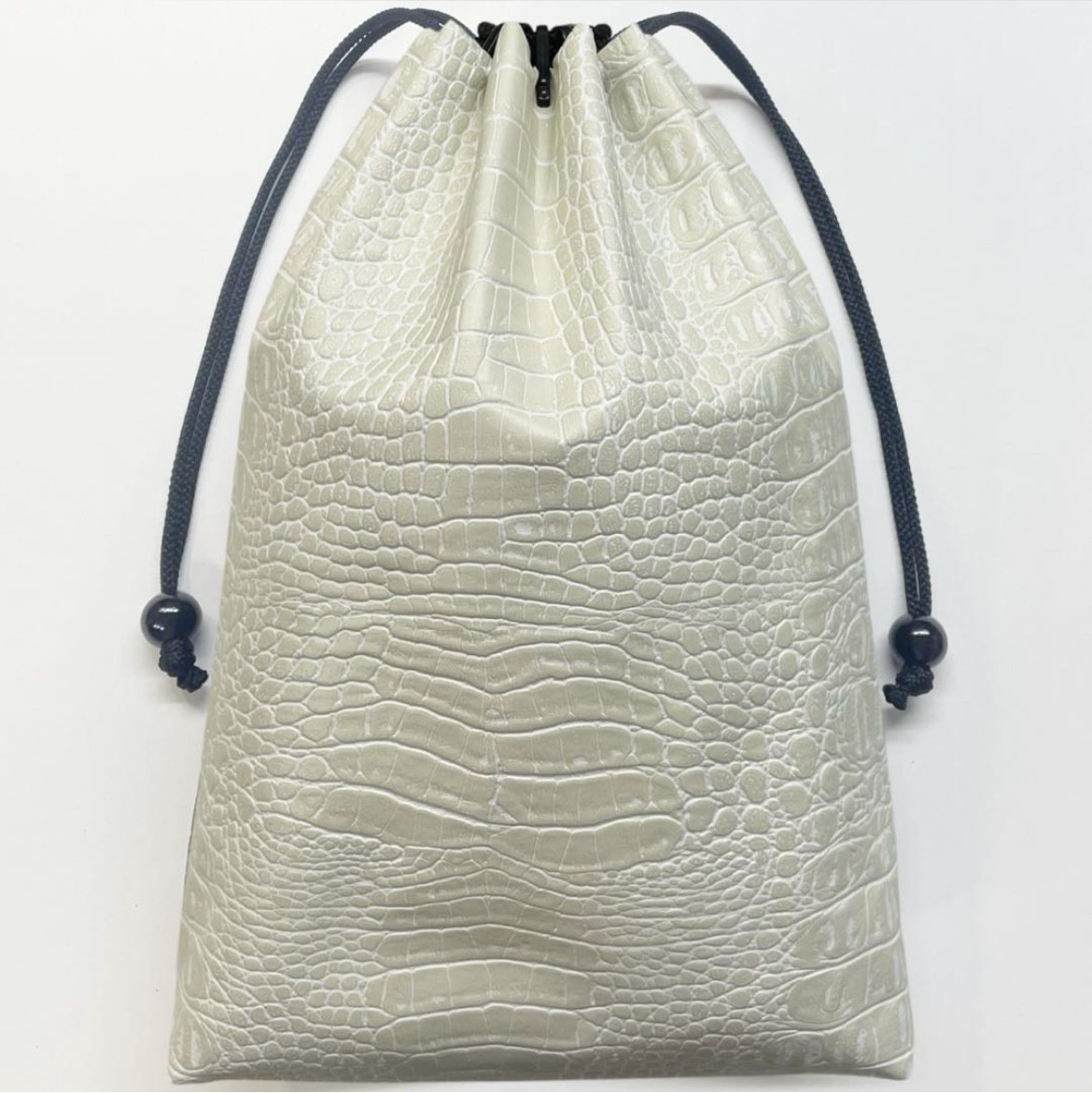 信玄袋(マチ有り、大) 、クロコダイル型押しフェイクレザー、ハギ無し1枚仕立て