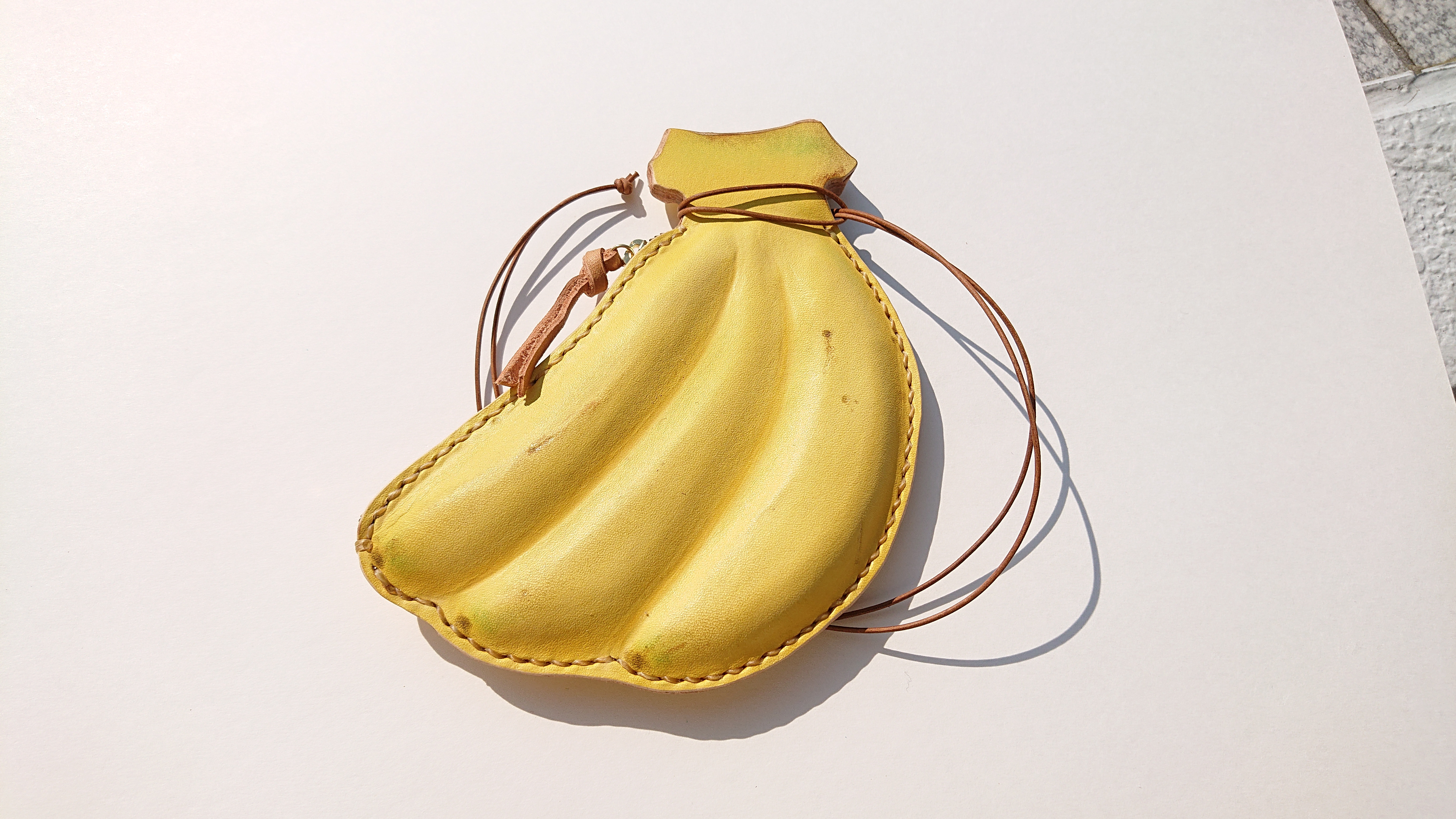 バナナのポーチ