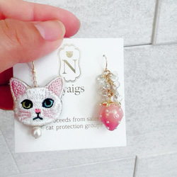 みずみずしい＊いちごと猫さん刺繍のピアスandイヤリング ♡ 7枚目の画像